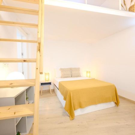 Modern 3 Bedroom, City Center With Patio & High Ceilings By 10Tosea Malaga Zewnętrze zdjęcie
